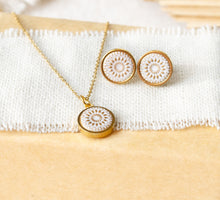 Ohrstecker - Mandala Bohemian Gold Weiß Edelstahl