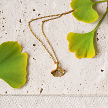 Ginkgo Kette - Goldfarben - Blatt - Symbol
