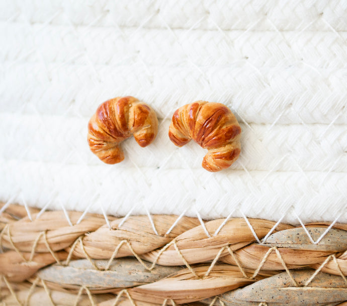 Croissant Ohrstecker - Gebäck - Miniature food Polymer Clay