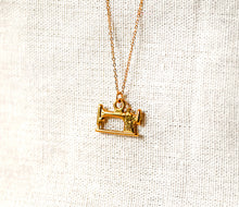 Sewing Love - Nähmaschinen Kette -