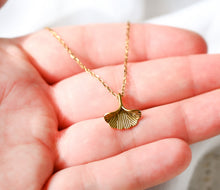 Ginkgo Kette - Goldfarben - Blatt - Symbol