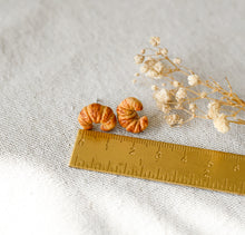 Croissant Ohrstecker - Gebäck - Miniature food Polymer Clay