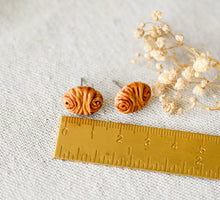 Franzbrötchen Ohrstecker - Version 2 - Miniature food Polymer Clay