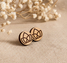 Geometrische Blüten Ohrstecker Holz