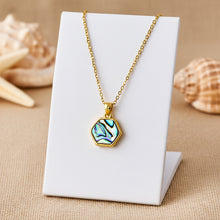 Hexagon Abalone Muschel Kette in Gold