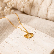 Ginkgo Kette - Goldfarben - Blatt - Symbol