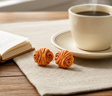 Franzbrötchen Ohrstecker - Version 2 - Miniature food Polymer Clay