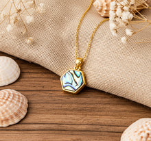 Hexagon Abalone Muschel Kette in Gold