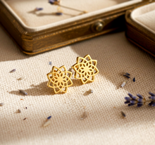 Mandala Ohrstecker - Goldfarben / Rosegoldfarben / Silberfarben - Edelstahl Boho - Geometrisch