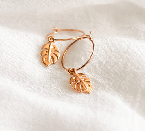 Filigrane Creolen mit Blatt Anhängern - Silberfarben / Rose Goldfarben